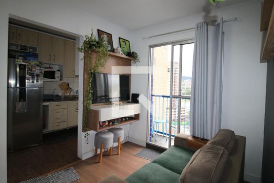 Apartamento à venda com 2 quartos, 45m² em Jardim Centenario, São Paulo