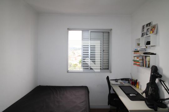 Quarto 1 de apartamento à venda com 2 quartos, 45m² em Jardim Centenario, São Paulo