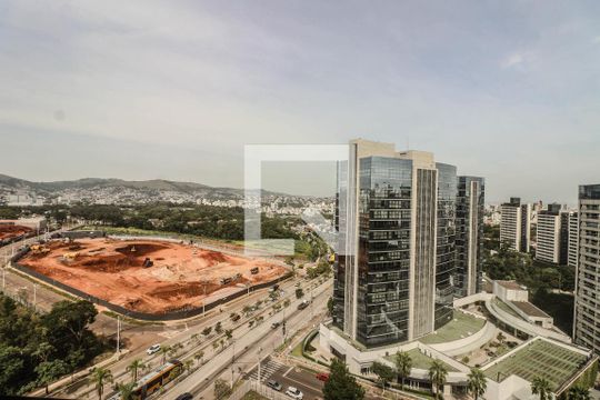 Vista de kitnet/studio à venda com 1 quarto, 43m² em Petrópolis, Porto Alegre