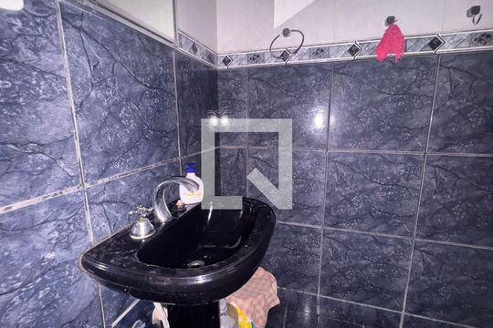 Banheiro Casa 1 de casa à venda com 5 quartos, 270m² em Jardim Pacaembu, Campinas