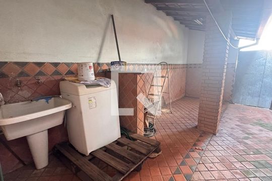 Área de Serviço Casa 1 de casa à venda com 5 quartos, 270m² em Jardim Pacaembu, Campinas