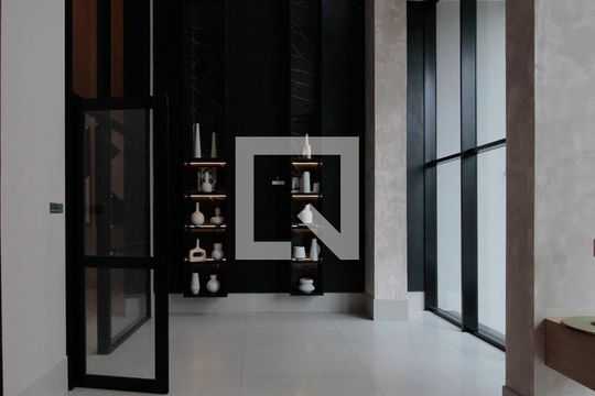 Hall social de kitnet/studio para alugar com 1 quarto, 25m² em Pinheiros, São Paulo