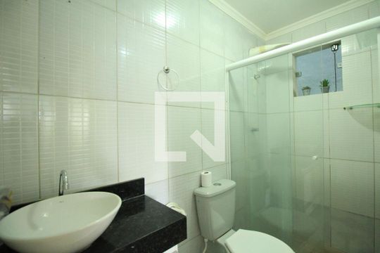 Banheiro de casa para alugar com 2 quartos, 150m² em Boca do Rio, Salvador