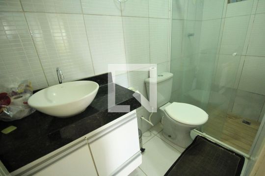 Banheiro de casa para alugar com 2 quartos, 150m² em Boca do Rio, Salvador