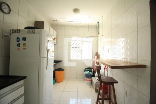 Cozinha e Área de Serviço de casa para alugar com 2 quartos, 150m² em Boca do Rio, Salvador