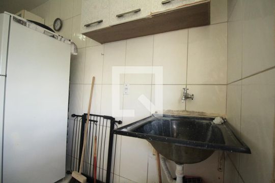 Cozinha e Área de Serviço de casa para alugar com 2 quartos, 150m² em Boca do Rio, Salvador