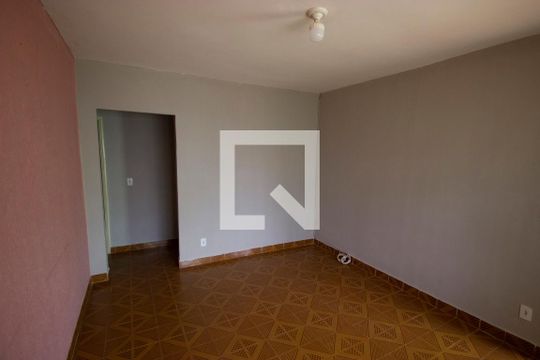 Sala de casa para alugar com 5 quartos, 198m² em Ceilândia Norte, Brasília