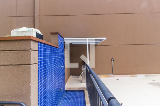 Área comum - Piscina de apartamento à venda com 2 quartos, 76m² em Jardim Tupanci, Barueri