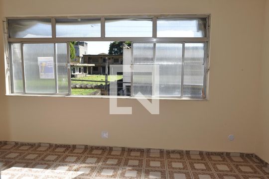 Casa à venda com 4 quartos, 55m² em Piedade, Rio de Janeiro