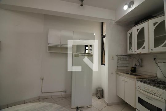 Cozinha - Armários de apartamento para alugar com 1 quarto, 52m² em Indianópolis, São Paulo