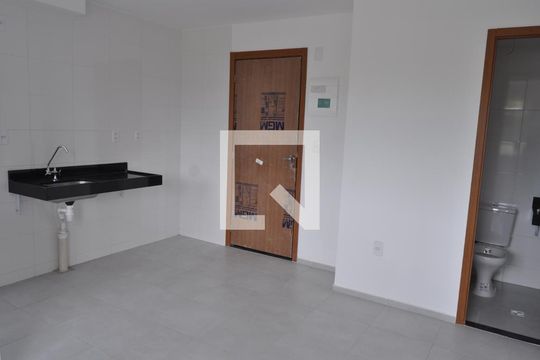 Sala/Cozinha de apartamento à venda com 2 quartos, 36m² em Del Castilho, Rio de Janeiro