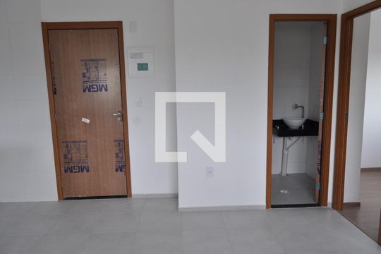Sala/Cozinha de apartamento à venda com 2 quartos, 36m² em Del Castilho, Rio de Janeiro