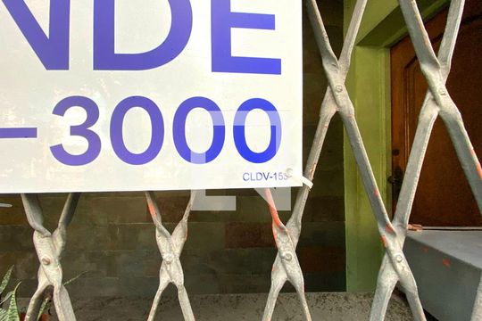 Placa de casa à venda com 4 quartos, 160m² em Floresta, Belo Horizonte