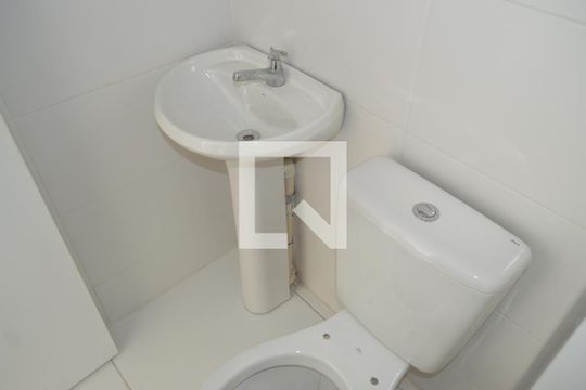 Banheiro de Serviço de apartamento à venda com 3 quartos, 145m² em Vila Mariana, São Paulo