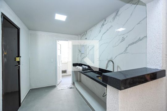 Cozinha de apartamento à venda com 2 quartos, 56m² em Fonseca, Niterói