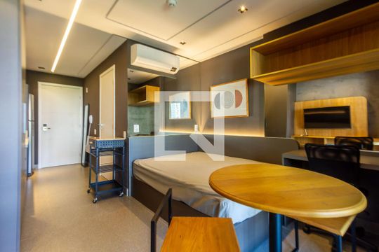 Kitnet/Studio para alugar com 1 quarto, 27m² em Jardim das Acacias, São Paulo