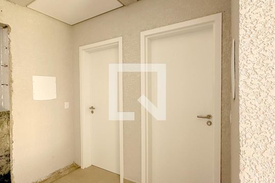 Hall social de apartamento para alugar com 2 quartos, 70m² em Ingleses do Rio Vermelho, Florianópolis