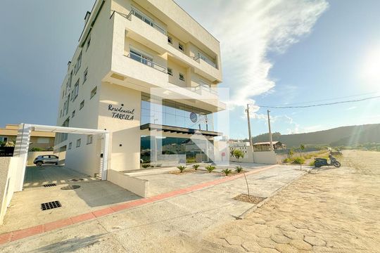 Vista da Rua de apartamento para alugar com 2 quartos, 70m² em Ingleses do Rio Vermelho, Florianópolis