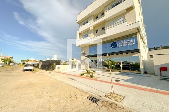Vista da Rua de apartamento para alugar com 2 quartos, 70m² em Ingleses do Rio Vermelho, Florianópolis