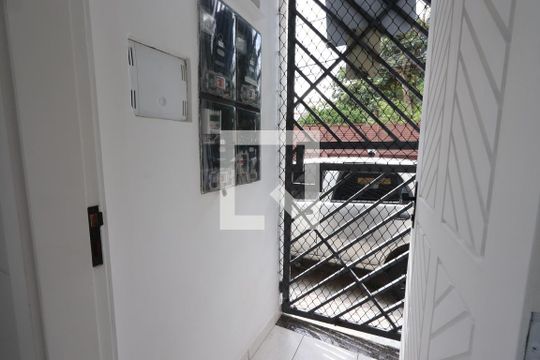 Entrada de kitnet/studio para alugar com 1 quarto, 19m² em Vila Bela, São Paulo
