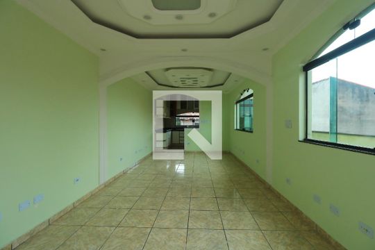 Sala de casa para alugar com 2 quartos, 140m² em Jardim Milena, Santo André