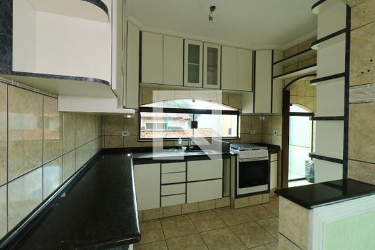 Cozinha de casa para alugar com 2 quartos, 140m² em Jardim Milena, Santo André