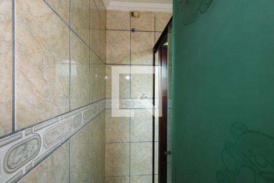 Banheiro Social - Box de casa para alugar com 2 quartos, 140m² em Jardim Milena, Santo André