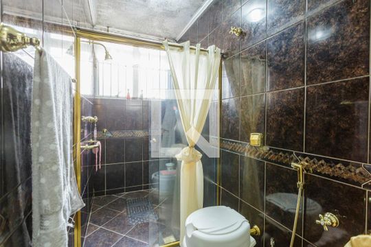 Banheiro da Suíte de apartamento à venda com 4 quartos, 225m² em Itaim Bibi, São Paulo