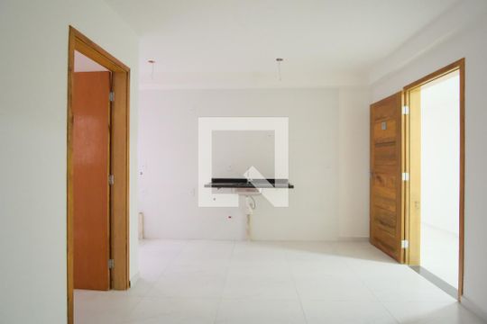 Cozinha e Área de Serviço de apartamento para alugar com 2 quartos, 34m² em Chácara Califórnia, São Paulo