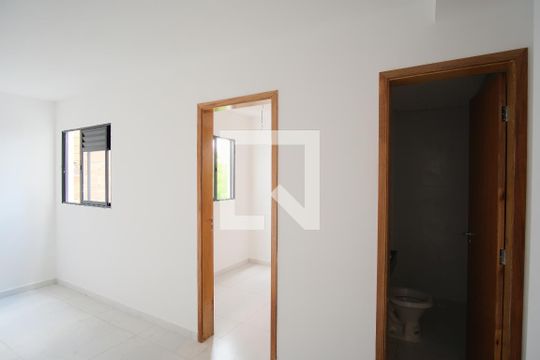 Sala de apartamento para alugar com 2 quartos, 33m² em Chácara Califórnia, São Paulo