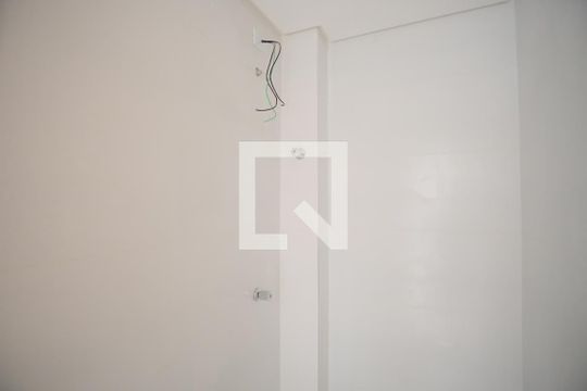 Banheiro de apartamento para alugar com 2 quartos, 33m² em Chácara Califórnia, São Paulo