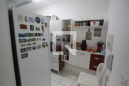 Cozinha de apartamento à venda com 1 quarto, 45m² em Taquara, Rio de Janeiro
