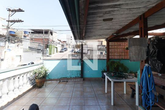 Terraço de casa à venda com 3 quartos, 173m² em Vila Ede, São Paulo