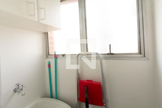 Área de Serviço de apartamento para alugar com 1 quarto, 60m² em Indianópolis, São Paulo
