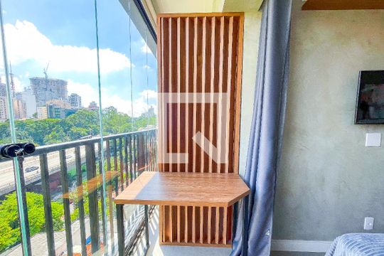 Varanda de kitnet/studio à venda com 1 quarto, 35m² em Pinheiros, São Paulo