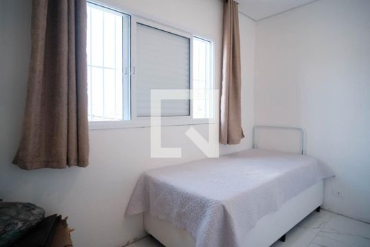 Quarto 2 de casa à venda com 3 quartos, 140m² em Ponte Rasa, São Paulo