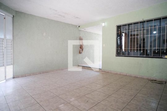 Área comum de casa à venda com 3 quartos, 140m² em Ponte Rasa, São Paulo