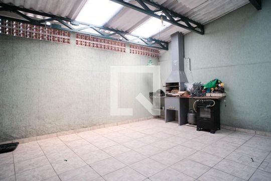 Área comum de casa à venda com 3 quartos, 140m² em Ponte Rasa, São Paulo