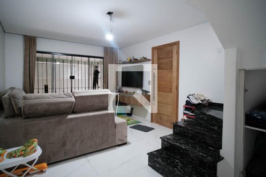 Casa à venda com 3 quartos, 140m² em Ponte Rasa, São Paulo