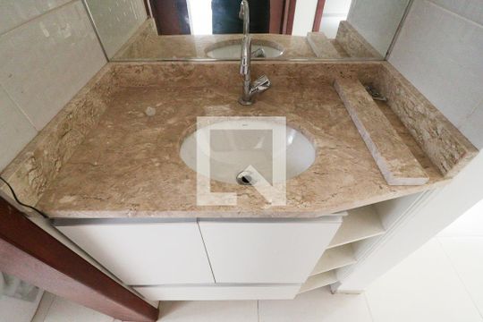 Banheiro Social de apartamento para alugar com 2 quartos, 31m² em Tucuruvi, São Paulo