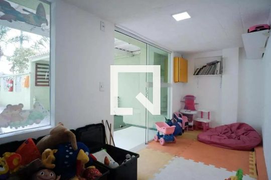 Área comum - Brinquedoteca de apartamento para alugar com 2 quartos, 46m² em Jardim Santa Teresinha, São Paulo
