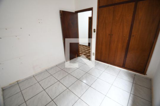 Quarto 2 de casa à venda com 3 quartos, 200m² em Jardim Santana, Campinas