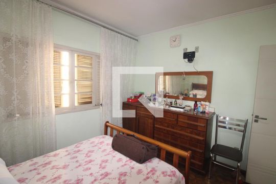 Quarto 2 de casa à venda com 3 quartos, 173m² em Vila Bandeirantes, São Paulo