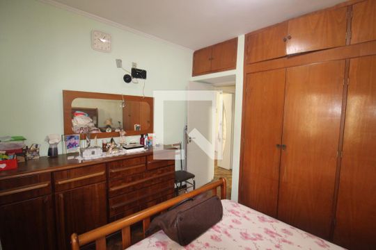 Quarto 2 de casa à venda com 3 quartos, 173m² em Vila Bandeirantes, São Paulo