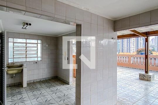 Churrasqueira de casa à venda com 4 quartos, 200m² em Vila Invernada, São Paulo