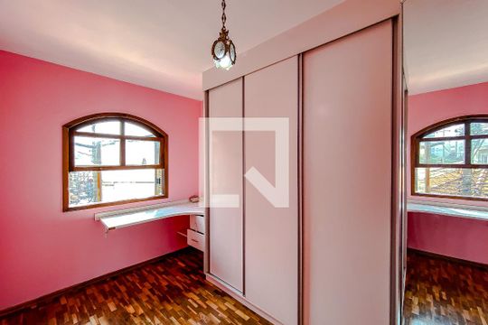 Quarto 1 de casa à venda com 4 quartos, 200m² em Vila Invernada, São Paulo