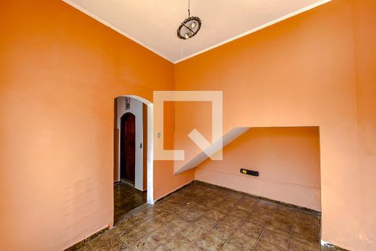 Garagem de casa à venda com 4 quartos, 260m² em Vila Invernada, São Paulo