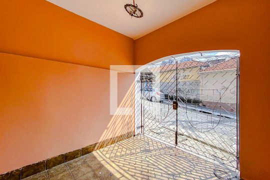 Garagem de casa à venda com 4 quartos, 260m² em Vila Invernada, São Paulo