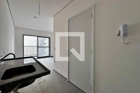 Studio de kitnet/studio para alugar com 1 quarto, 29m² em Santo Amaro, São Paulo