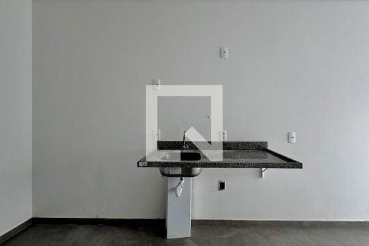 Studio de kitnet/studio para alugar com 1 quarto, 29m² em Santo Amaro, São Paulo